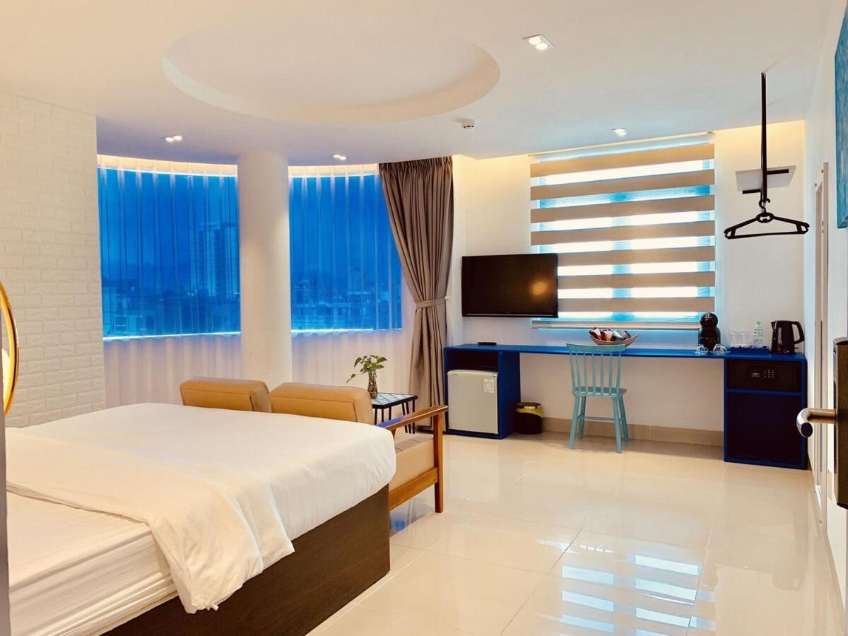 Lucia Beach Hotel Da Nang Eksteriør billede